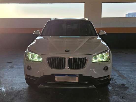 BMW-X1-2.0 16V TURBO GASOLINA SDRIVE20I 4P AUTOMÁTICO BMW-X1-2013