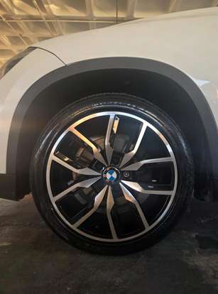 BMW-X1-2013