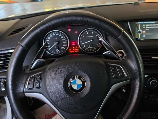 BMW-X1-2.0 16V TURBO GASOLINA SDRIVE20I 4P AUTOMÁTICO BMW-X1-2013