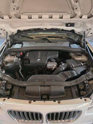 BMW-X1-2013