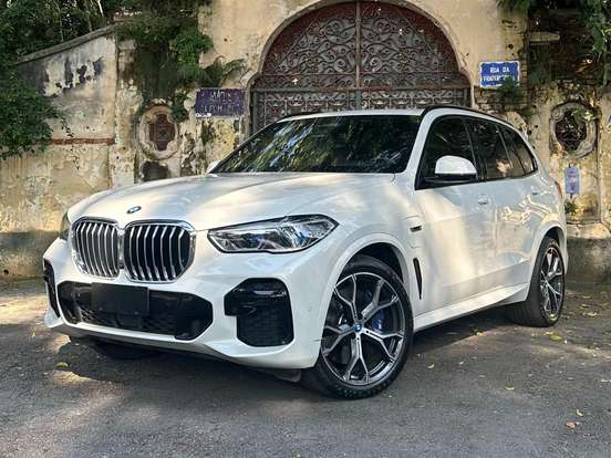 BMW-X5-3.0 I6 TURBO HÍBRIDO XDRIVE45E M SPORT AUTOMÁTICO BMW-X5-2022