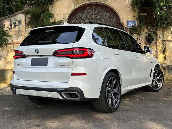BMW-X5-3.0 I6 TURBO HÍBRIDO XDRIVE45E M SPORT AUTOMÁTICO BMW-X5-2022
