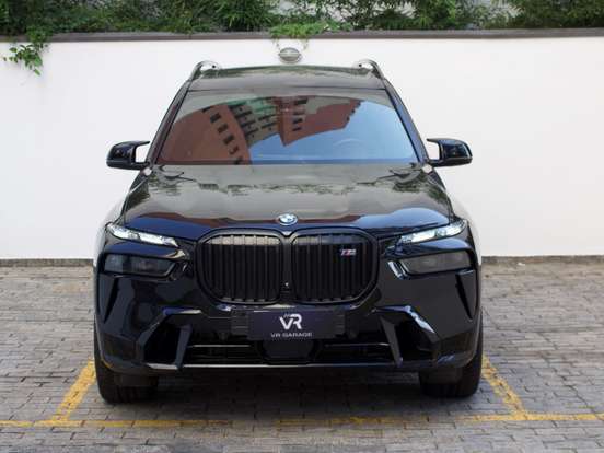BMW-X7-4.4 V8 GASOLINA M60i STEPTRONIC BMW-X7-2023