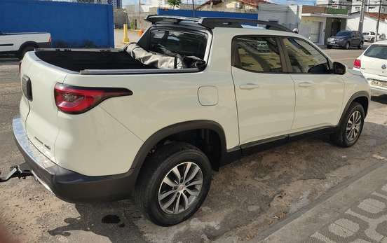 FIAT-TORO-2017