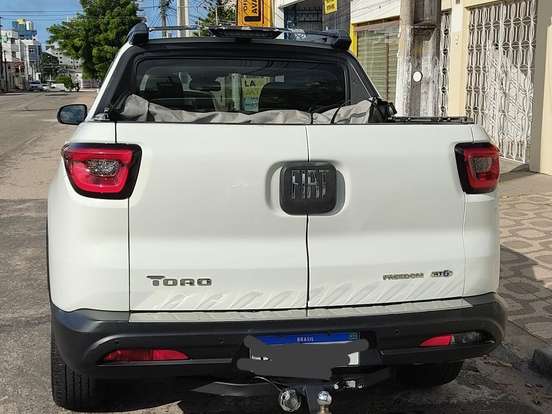 FIAT-TORO-1.8 16V EVO FLEX FREEDOM AT6 FIAT-TORO-2017
