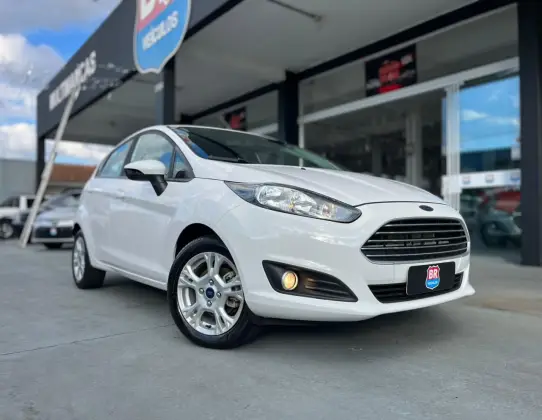 FORD FIESTA 1.6 SEL HATCH 16V FLEX 4P POWERSHIFT FORD FIESTA 1.6 SEL HATCH 16V FLEX 4P POWERSHIFT