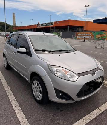 FORD FIESTA 1.6 ROCAM SE PLUS 8V FLEX 4P MANUAL