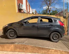 FORD FIESTA 1.6 TI-VCT FLEX SE PLUS POWERSHIFT FORD FIESTA 1.6 TI-VCT FLEX SE PLUS POWERSHIFT