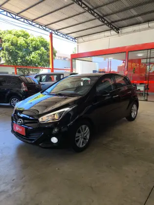 HYUNDAI HB20 1.6 PREMIUM 16V FLEX 4P AUTOMÁTICO HYUNDAI HB20 1.6 PREMIUM 16V FLEX 4P AUTOMÁTICO