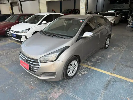 HYUNDAI HB20S 1.6 COMFORT PLUS 16V FLEX 4P MANUAL