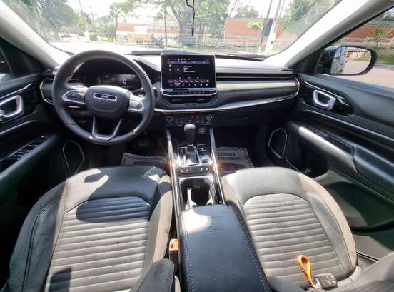 JEEP-COMMANDER-2022