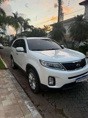 KIA-SORENTO-2014