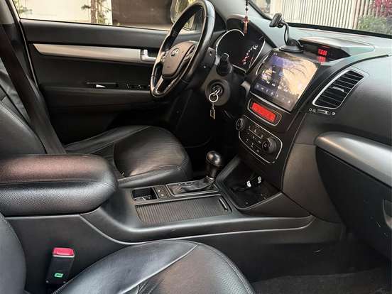 KIA-SORENTO-2.4 16V GASOLINA EX AUTOMÁTICO KIA-SORENTO-2014