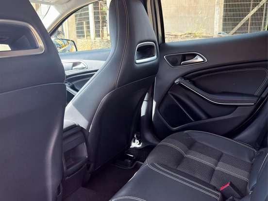 MERCEDES-BENZ-GLA 200-1.6 CGI FLEX ADVANCE 7G-DCT MERCEDES-BENZ-GLA 200-2017