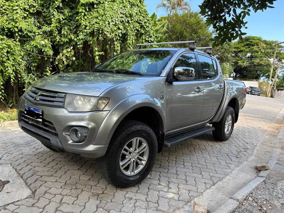 MITSUBISHI L200 TRITON 3.2 HPE 4X4 CD 16V TURBO INTERCOOLER DIESEL 4P AUTOMÁTICO