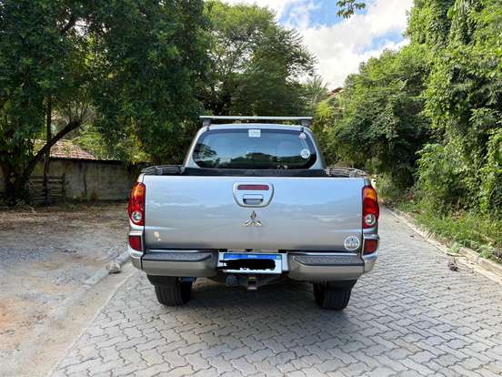 MITSUBISHI-L200 TRITON-3.2 HPE 4X4 CD 16V TURBO INTERCOOLER DIESEL 4P AUTOMÁTICO MITSUBISHI-L200 TRITON-2014