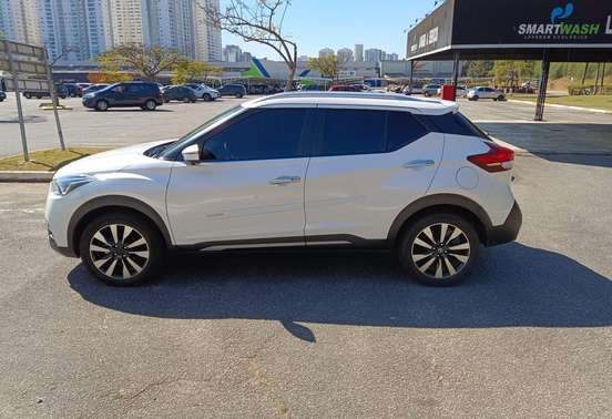 NISSAN-KICKS-2019