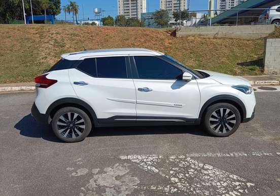 NISSAN-KICKS-2019