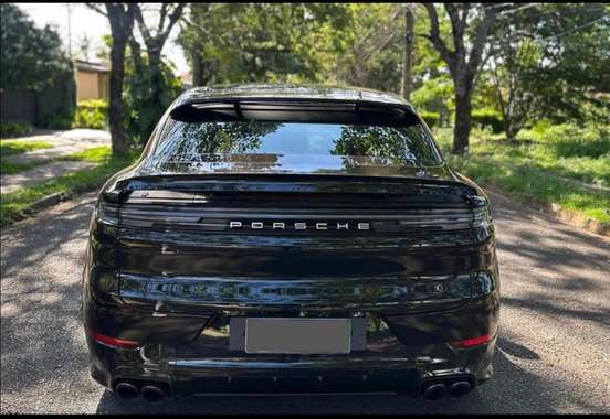 PORSCHE-CAYENNE-2025