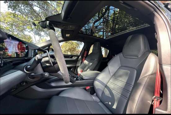 PORSCHE-CAYENNE-2025