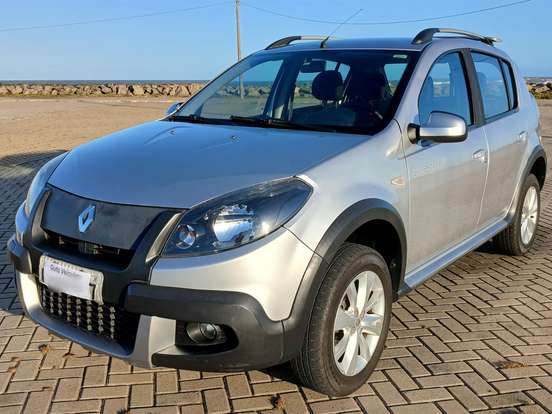 RENAULT-SANDERO-1.6 STEPWAY 8V FLEX 4P MANUAL RENAULT-SANDERO-2013