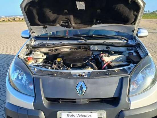 RENAULT-SANDERO-1.6 STEPWAY 8V FLEX 4P MANUAL RENAULT-SANDERO-2013