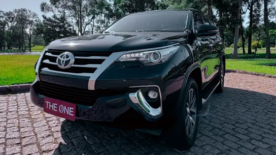 TOYOTA HILUX SW4 2.8 SRX 4X4 16V TURBO INTERCOOLER DIESEL 4P AUTOMÁTICO