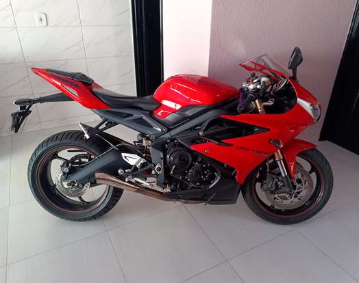 TRIUMPH-DAYTONA 675 ABS TRIUMPH-DAYTONA 675 ABS-2014