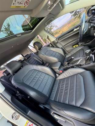 VOLKSWAGEN-GOLF-2018