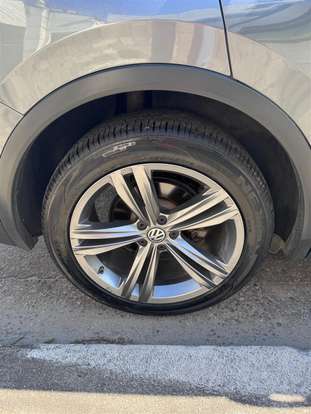 VOLKSWAGEN-TIGUAN-2021