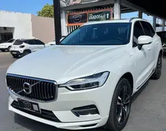 VOLVO XC60 2.0 T8 HYBRID MOMENTUM AWD GEARTRONIC VOLVO XC60 2.0 T8 HYBRID MOMENTUM AWD GEARTRONIC