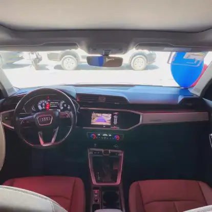 AUDI-Q3-2021