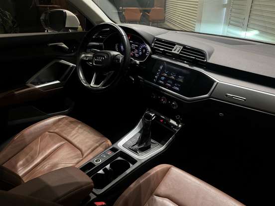 AUDI-Q3-1.4 35 TFSI GASOLINA PRESTIGE S TRONIC AUDI-Q3-2019