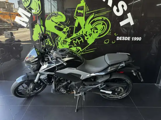 BAJAJ-DOMINAR 250-2024