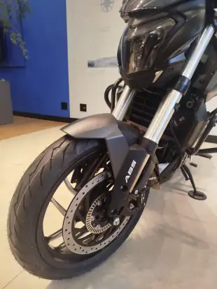BAJAJ-DOMINAR 400-2026