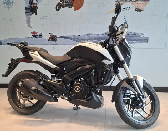 BAJAJ DOMINAR 400 BAJAJ DOMINAR 400
