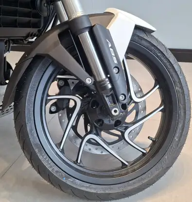 BAJAJ-DOMINAR 400 BAJAJ-DOMINAR 400-2026
