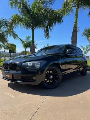 BMW 118i 1.6 URBAN LINE 16V TURBO GASOLINA 4P AUTOMÁTICO