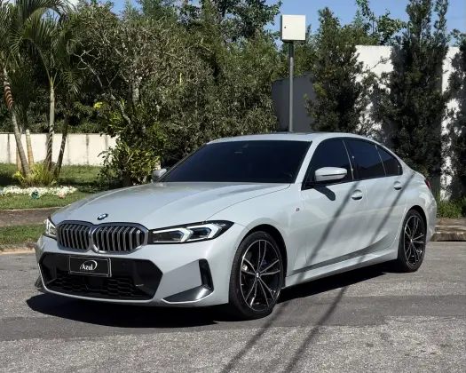 BMW 320i 2.0 16V TURBO FLEX M SPORT AUTOMÁTICO BMW 320i 2.0 16V TURBO FLEX M SPORT AUTOMÁTICO