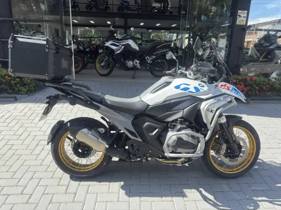 BMW R 1300 GS PLUS 