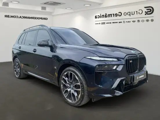 BMW-X7-2023