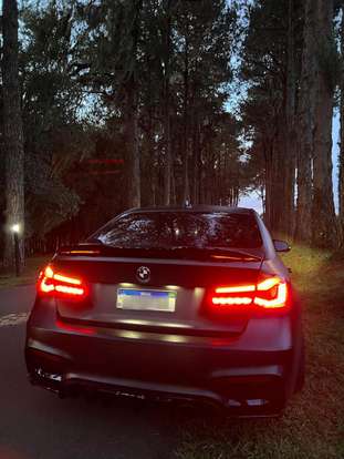 BMW-320i-2015