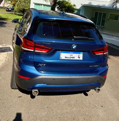 BMW-X1-2021