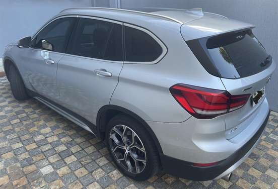 BMW-X1-2.0 16V TURBO ACTIVEFLEX SDRIVE20I X-LINE 4P AUTOMÁTICO BMW-X1-2019