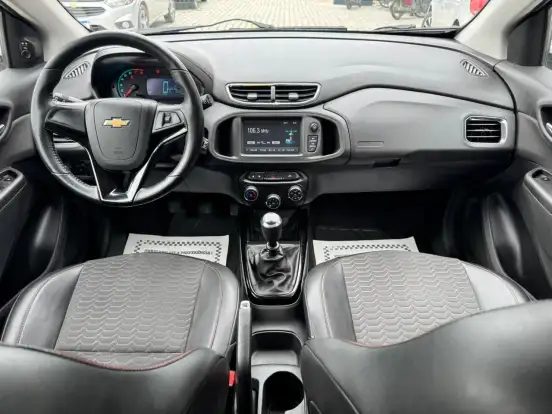 CHEVROLET-ONIX-2017