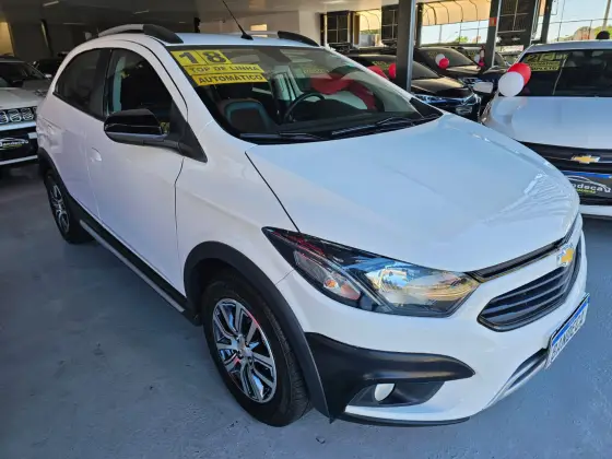 CHEVROLET ONIX 1.4 MPFI ACTIV 8V FLEX 4P AUTOMÁTICO CHEVROLET ONIX 1.4 MPFI ACTIV 8V FLEX 4P AUTOMÁTICO