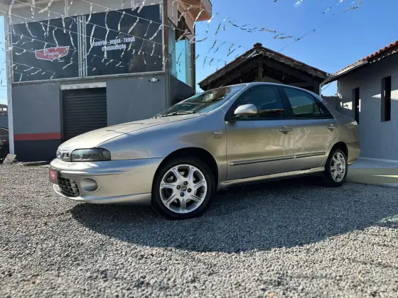 FIAT MAREA 2.4 MPI HLX 20V GASOLINA 4P AUTOMÁTICO