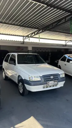 FIAT UNO 1.4 EVO ECONOMY 8V FLEX 4P MANUAL FIAT UNO 1.4 EVO ECONOMY 8V FLEX 4P MANUAL
