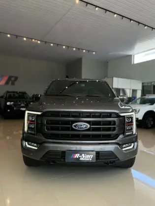 FORD F-150 5.0 V8 GASOLINA CD LARIAT FX4 AUTOMÁTICO
