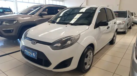 FORD FIESTA 1.0 ROCAM HATCH 8V FLEX 4P MANUAL